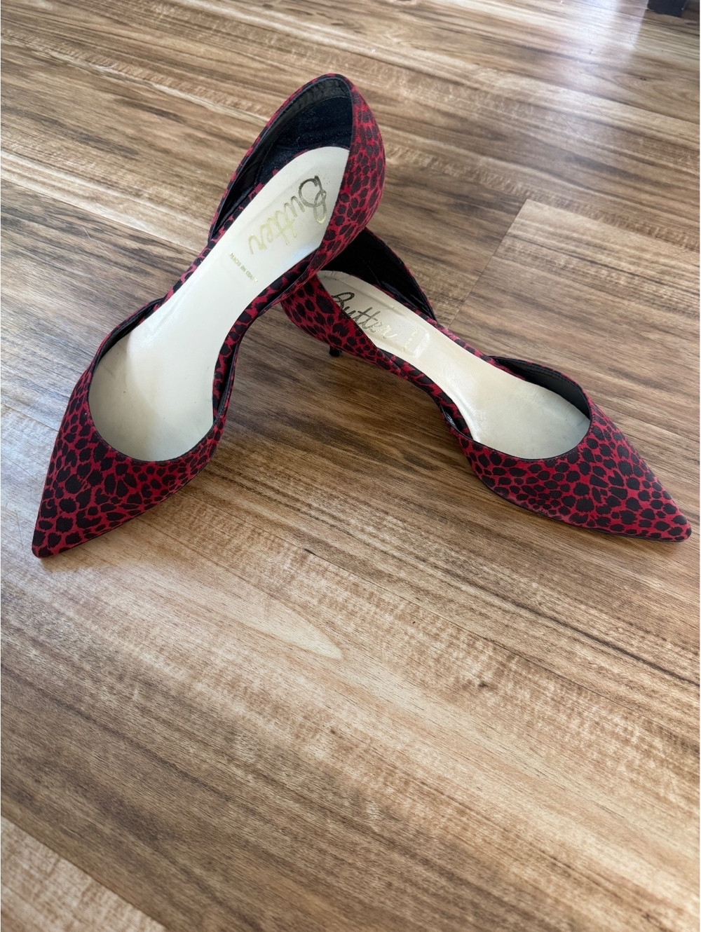 Butter Shoes Red Animal Print Kitten Heels Size 10